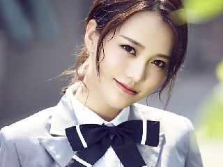 热舞南小希直播间 - 热舞南小希个人资料 - 460