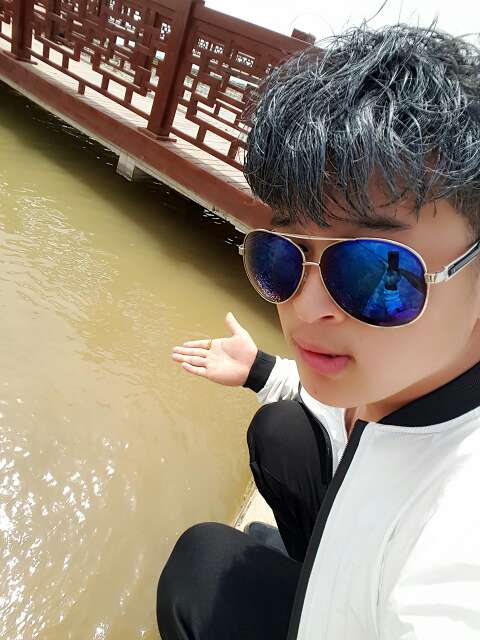 星聚主播mc阿阳:上传照片 2017-04-16 22:05 转发( 0)|评论( 0) 星聚